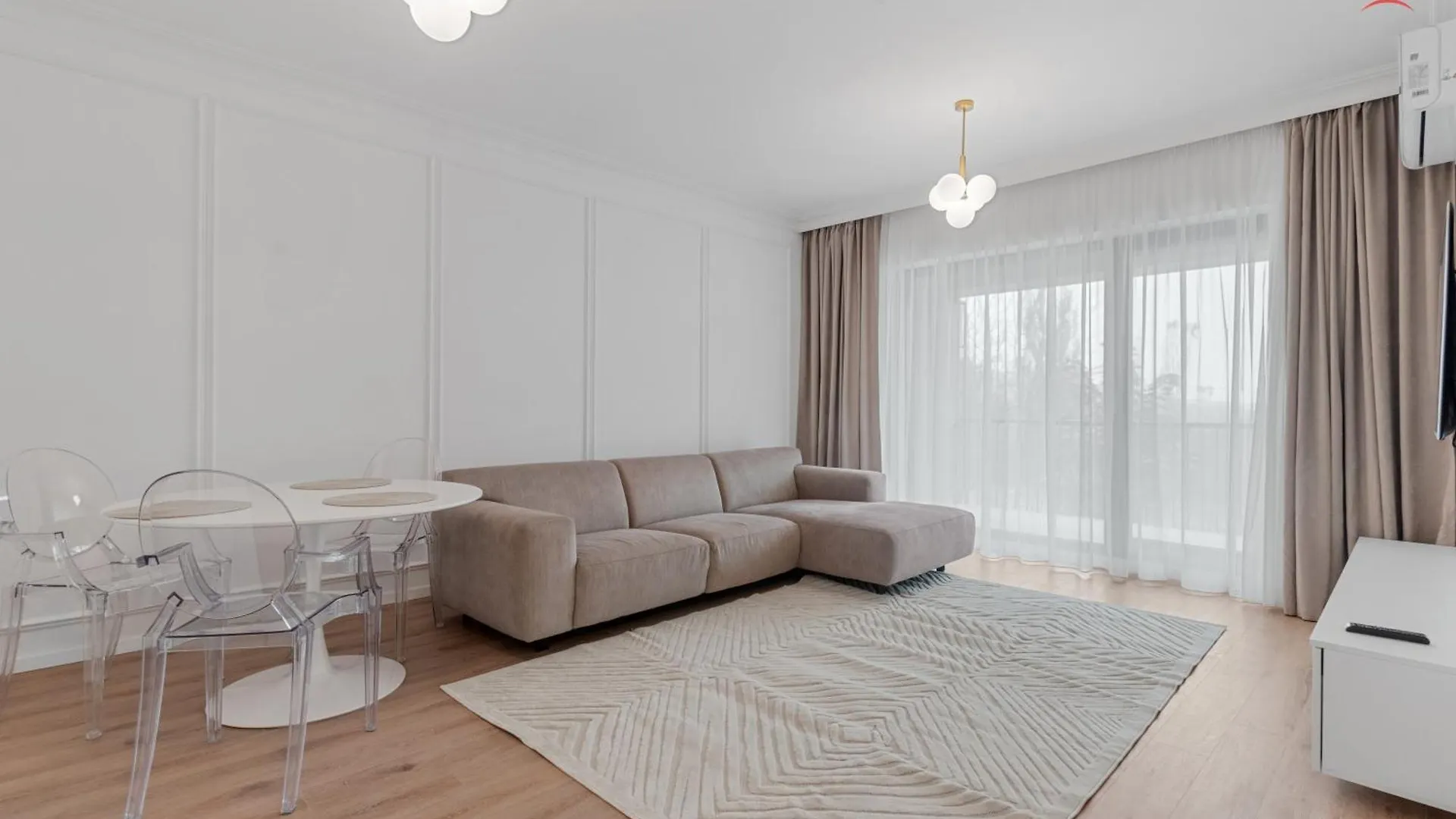 The Light Home Bukarest